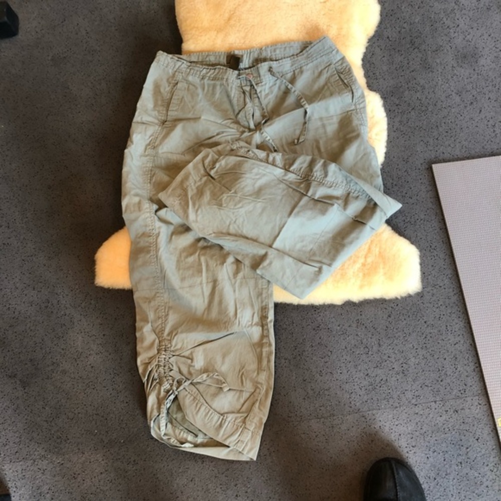 Anthropologie 100% cotton capris.